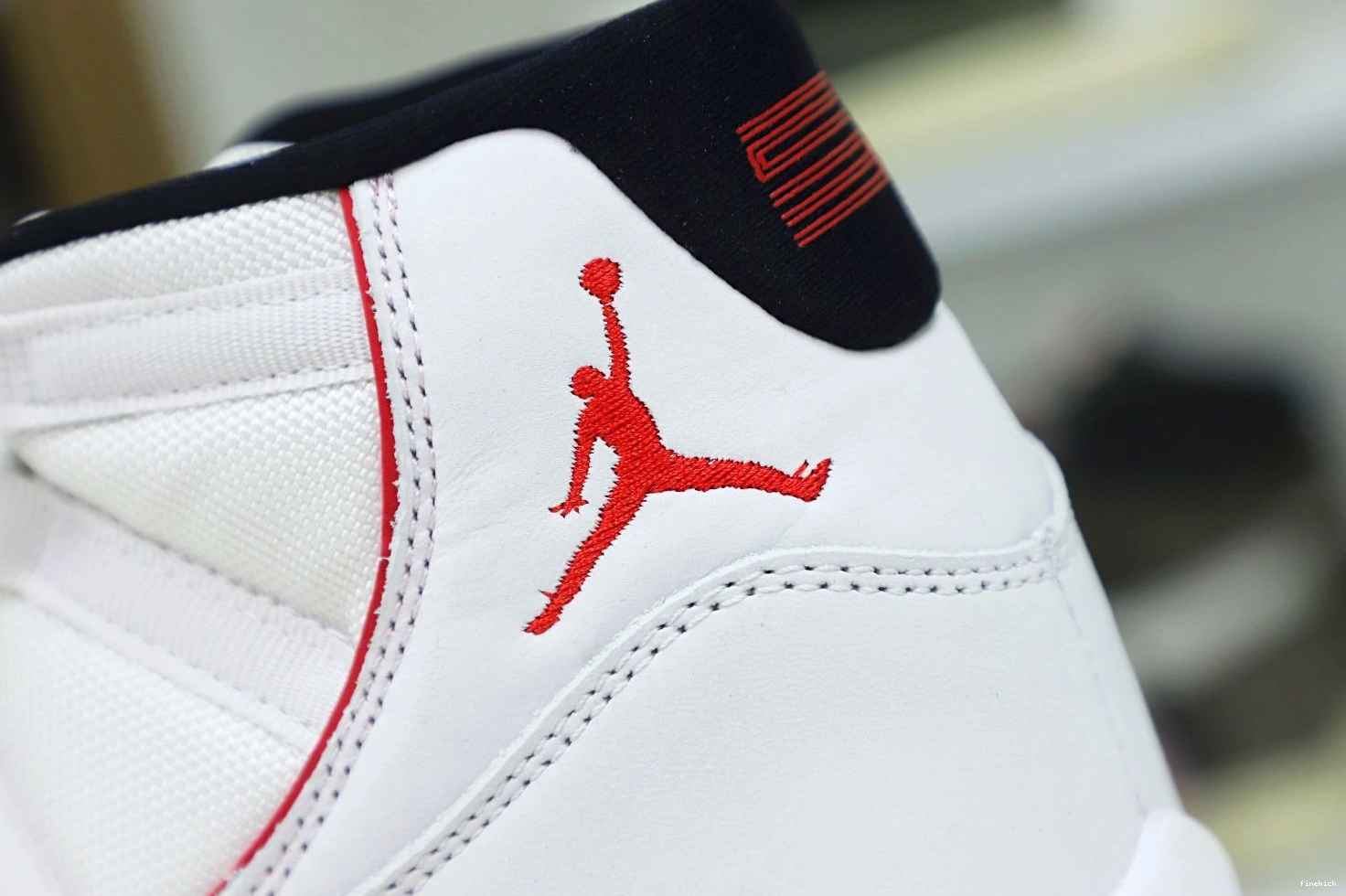 RETRO PLATINUM JORDAN AIR XI 11 TINT 0914